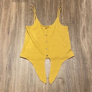 Cropped Tie-Hem Textured Sleeveless Top